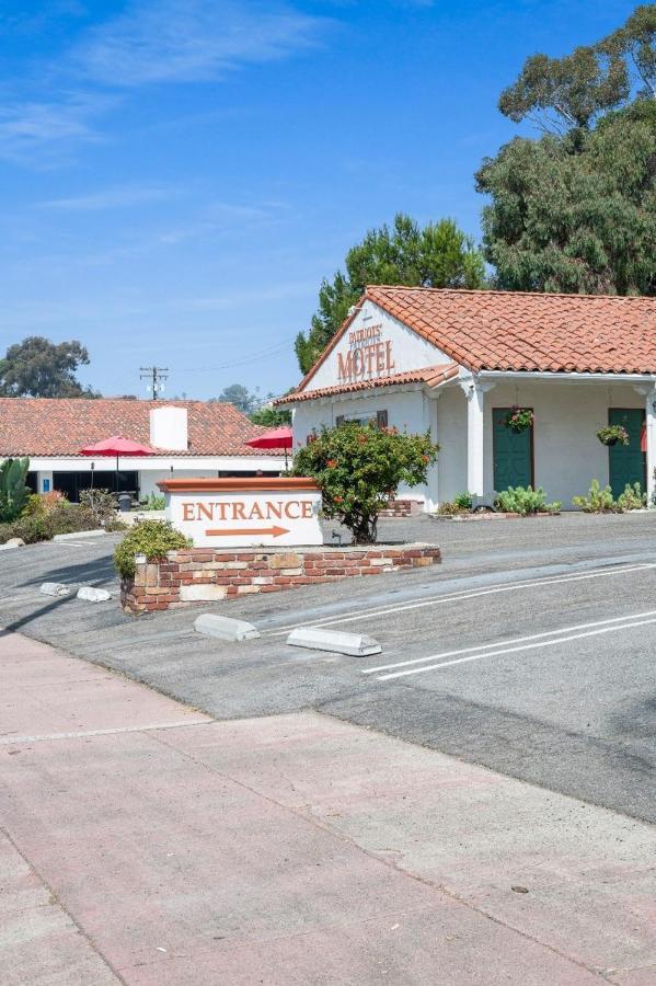 The Patriots Boutique Motel San Clemente Exterior photo